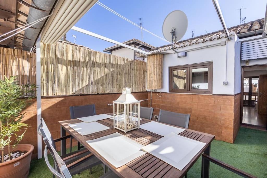 Apartamento Con Terraza A 4 Minutos De La Catedral グラナダ エクステリア 写真