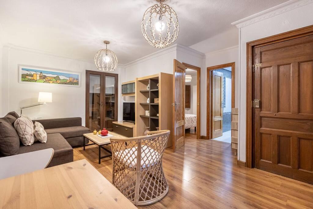 Apartamento Con Terraza A 4 Minutos De La Catedral グラナダ エクステリア 写真