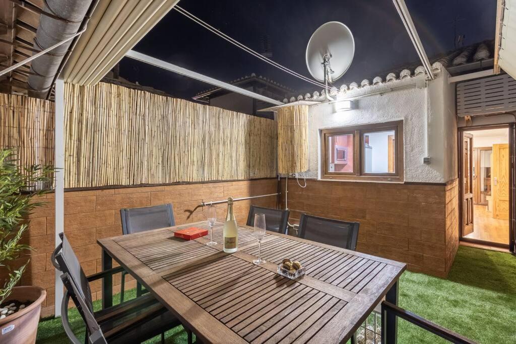 Apartamento Con Terraza A 4 Minutos De La Catedral グラナダ エクステリア 写真