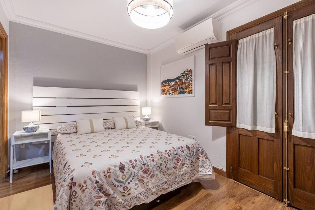 Apartamento Con Terraza A 4 Minutos De La Catedral グラナダ エクステリア 写真