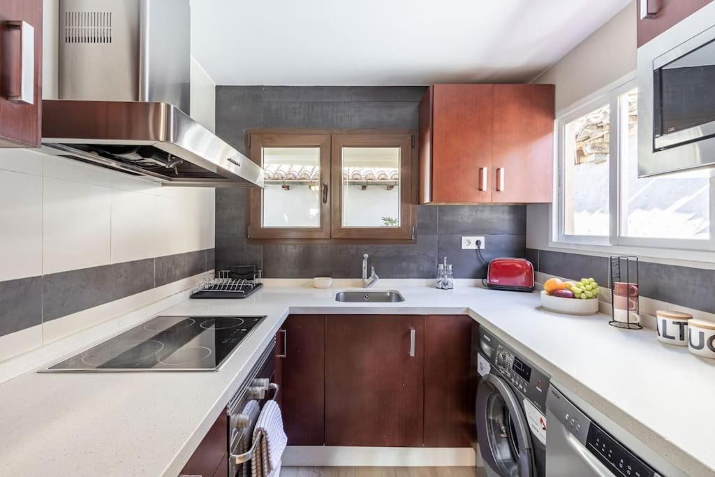 Apartamento Con Terraza A 4 Minutos De La Catedral グラナダ エクステリア 写真